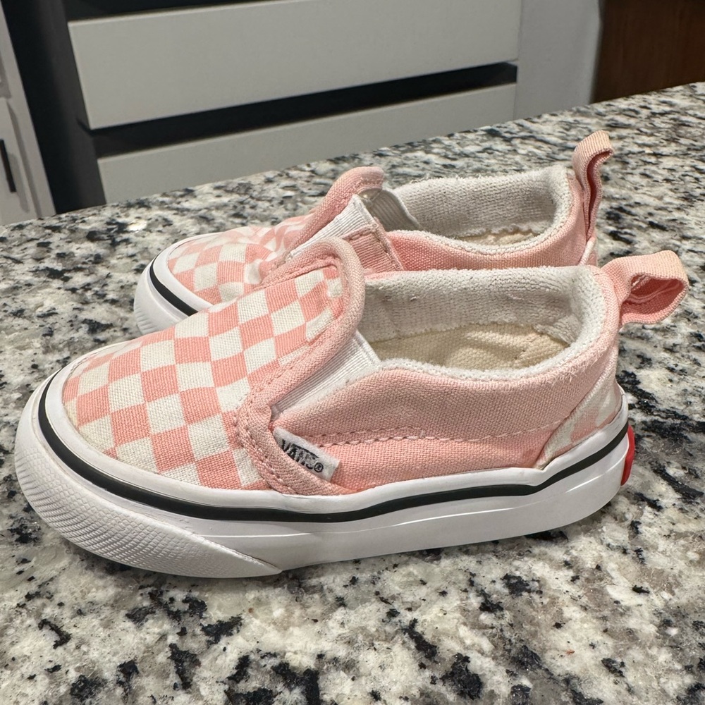 toddler slip on vans